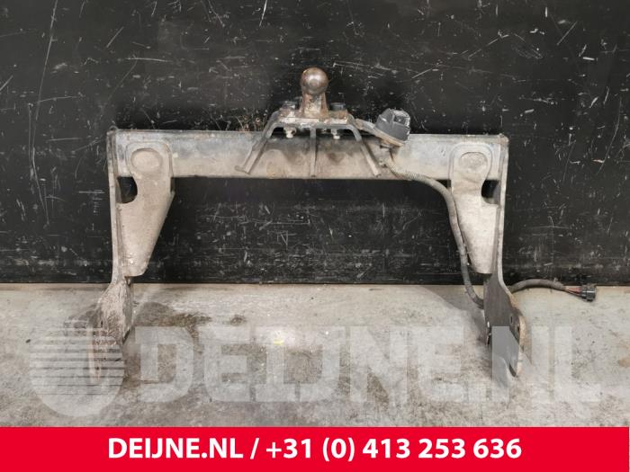Ford Transit Custom Anhängerkupplung O221558