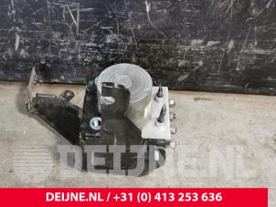 Citroen Jumpy ABS pump O221588 foto 2