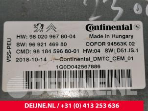 Peugeot Expert Start/Stop computer O221666 foto 3