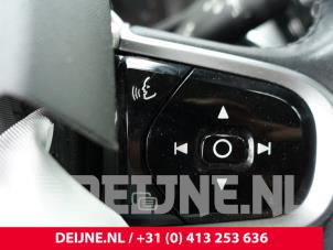 Volvo V60 Steering wheel O221725 photo 2