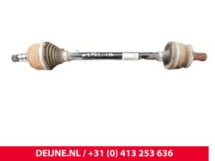 Gebruikte Steekas links-achter Volvo XC60 II (UZ) 2.0 T8 16V Recharge, Twin Engine AWD Prijs € 300,00 Margeregeling aangeboden door van Deijne Onderdelen Uden B.V.