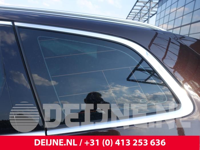 Volvo XC60 Extra window 4-door, left O221793