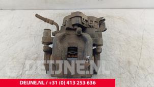 Volvo V60 Remklauw (Tang) links-achter O221874 foto 2