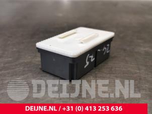 Tesla Model X Bandenspanning module O221930 foto 2
