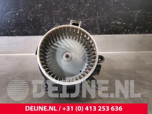 Citroen Jumpy Heating and ventilation fan motor O221986 photo 2