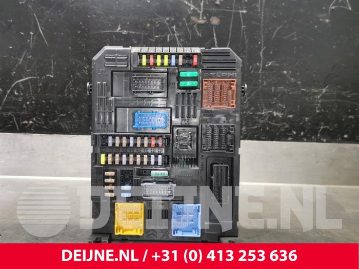 Gebruikte Bodycontrol Module Citroen Jumpy 2.0 Blue HDI 180 Prijs € 211,75 Inclusief btw aangeboden door van Deijne Onderdelen Uden B.V.