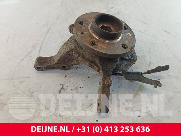 Renault Trafic Fusee rechts-voor O222004