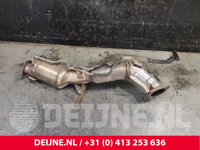 Gebruikte Roetfilter Volvo V60 II (ZW) 2.0 B3 16V Mild Hybrid Prijs € 600,00 Margeregeling aangeboden door van Deijne Onderdelen Uden B.V.