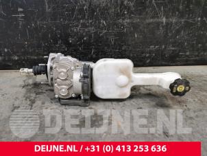 Gebruikte Rembooster Tesla Model X EV AWD Prijs € 484,00 Inclusief btw aangeboden door van Deijne Onderdelen Uden B.V.