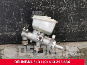 Volvo V70 Master cylinder O222197 photo 2