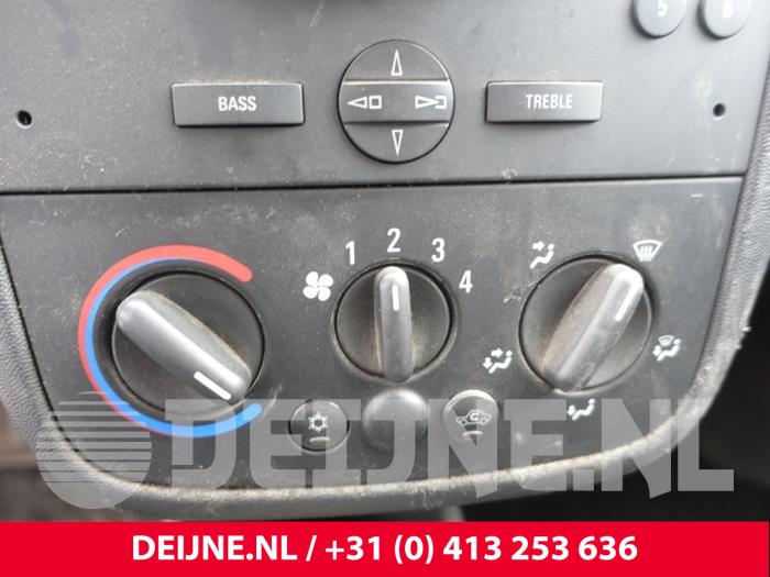 Opel Combo Kachel Bedieningspaneel O222338