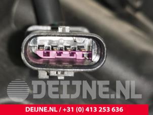Tesla Model 3 Ruitensproeiertank voor O222391 foto 3