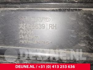 Volvo V60 Abdeckplatte Nebelscheinwerfer rechts O222413 foto 4