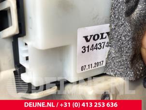 Volvo XC60 Interior lighting, front O222448 photo 3