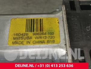 Volvo XC60 Door window motor O222503 photo 3