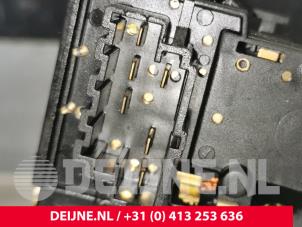 Volvo C70 Ruitenwis Schakelaar O222884 foto 3
