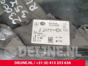 Mercedes Vito Scheinwerfer rechts O222943 foto 3