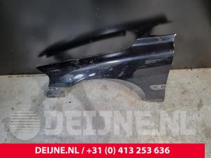 Volvo V70 Front wing, left O223000 photo 2