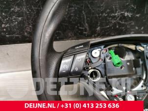 Volvo V70 Lenkrad O223031 foto 2