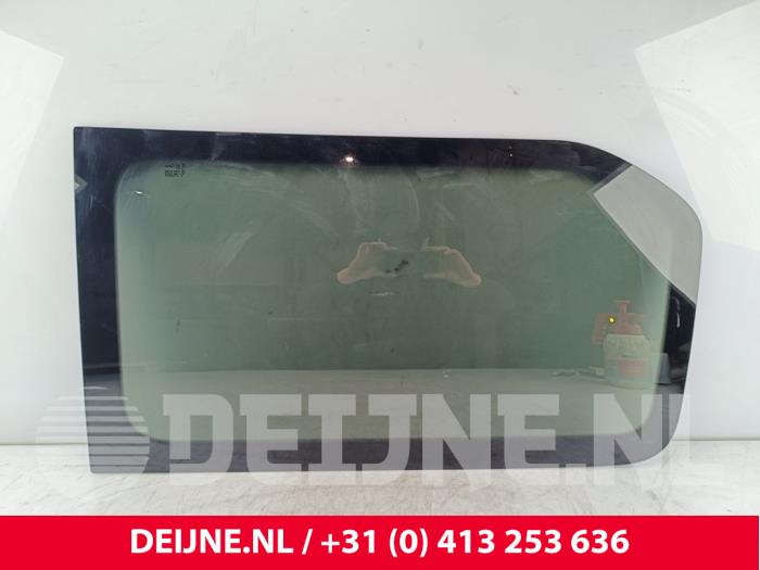 Volkswagen Caddy Zusätzliches Fenster 2-türig rechts hinten O223082