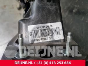 Volkswagen Caddy Versnellingspook O223106 foto 3