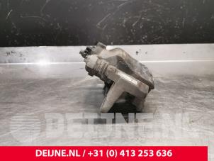 Volkswagen Caddy Front brake calliper, left O223092 photo 2