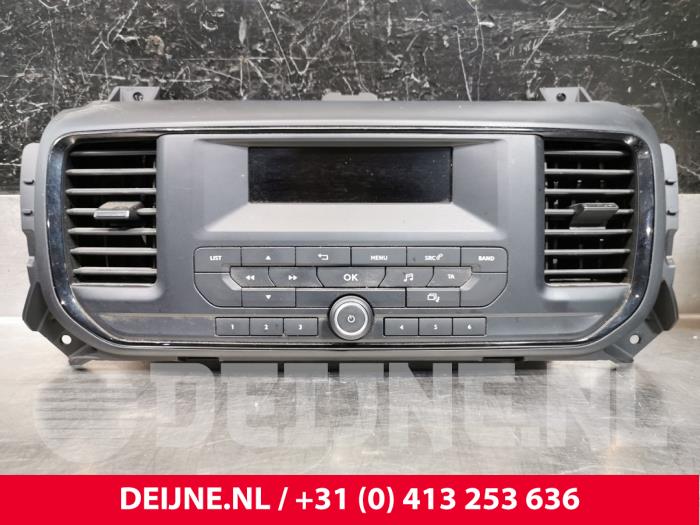 Citroen Jumpy Radio control panel O223110