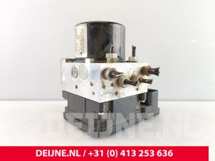Volvo V60 ABS Pumpe O223155 foto 2