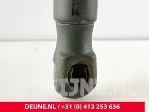 Volvo V60 Gasdämpfer links hinten O223176 foto 3