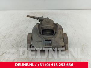 Volvo V60 Front brake calliper, right O223191 photo 2