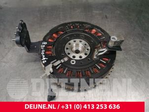 Gebruikte Dynamo Volvo XC90 II 2.0 T8 16V Twin Engine AWD Prijs € 350,00 Margeregeling aangeboden door van Deijne Onderdelen Uden B.V.