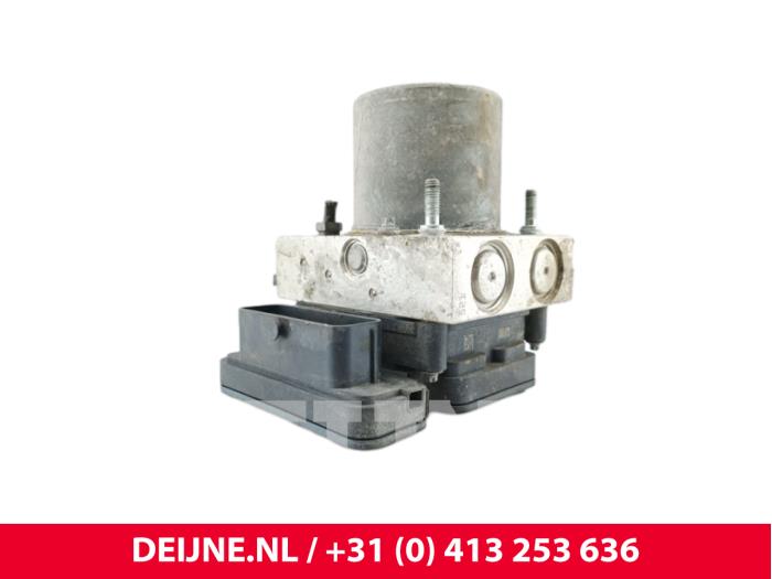 Mercedes Sprinter ABS pump O223440