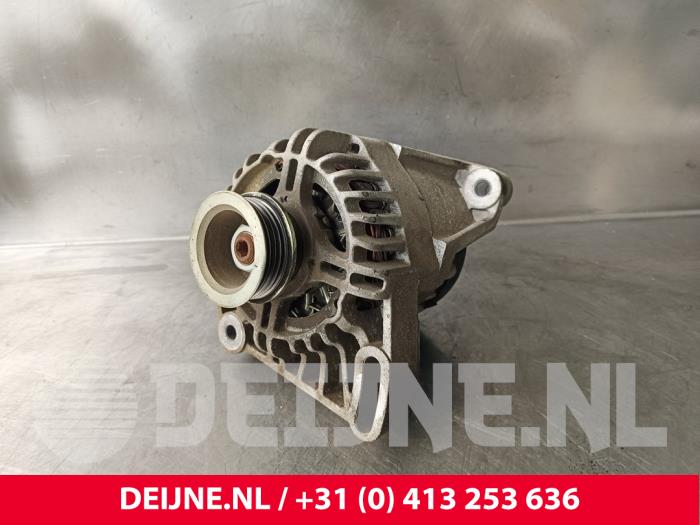 Gebruikte Dynamo Fiat Doblo Cargo (263) 1.4 16V Prijs € 108,90 Inclusief btw aangeboden door van Deijne Onderdelen Uden B.V.