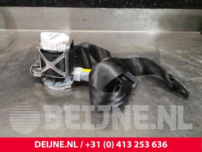 Volkswagen Amarok Front seatbelt, left O223725