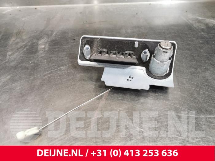 Volkswagen Transporter Greep achterdeur Bus-Bestel O223736