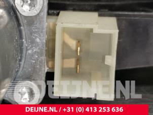 Volkswagen Crafter Window mechanism 2-door, front left O223741 photo 3