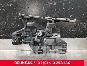 Volvo V40 Front bumper bracket, left O223837 photo 2