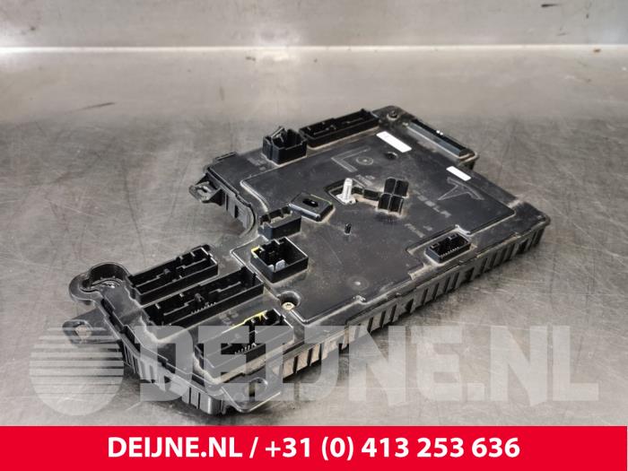 Tesla Model 3 Steuergerät Body Control O223840