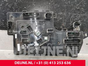 Tesla Model 3 Spanningsregelaar O223841 foto 3