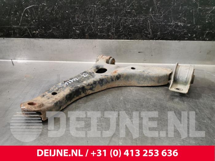 Ford Transit Connect Draagarm onder links-voor O223845