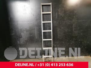 Gebruikte Diversen Peugeot Boxer (U9) 2.2 HDi 130 Euro 5 Prijs € 60,50 Inclusief btw aangeboden door van Deijne Onderdelen Uden B.V.