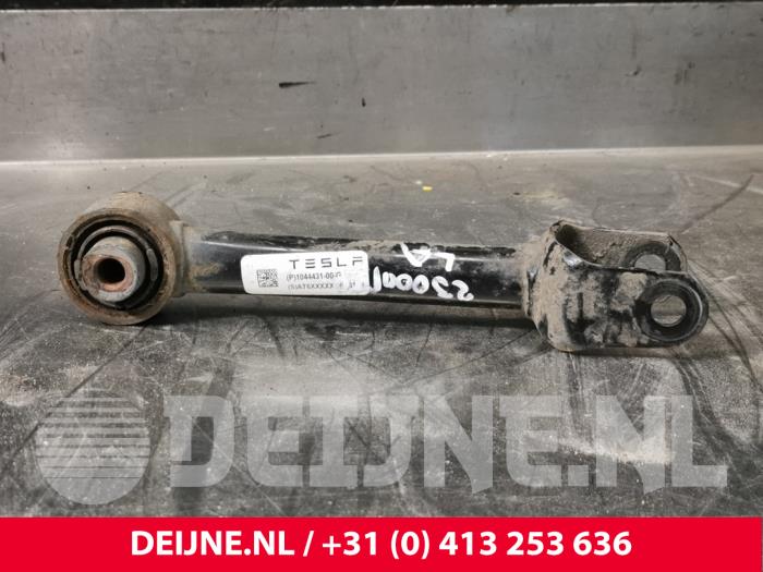 Tesla Model 3 Querlenker oben links hinten O223865