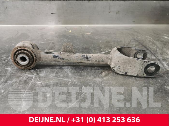 Tesla Model 3 Querlenker oben rechts hinten O223867