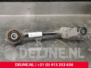 Tesla Model 3 Querlenker oben rechts hinten O223867 foto 2