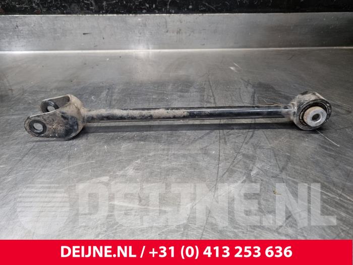 Tesla Model 3 Querlenker unten rechts hinten O223902