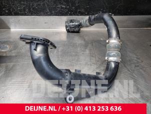 Gebruikte Intercooler Buis Mercedes Vito (447.6) 1.7 110 CDI 16V Prijs € 96,80 Inclusief btw aangeboden door van Deijne Onderdelen Uden B.V.