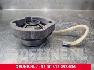 Volvo C70 Speaker O224006 photo 2