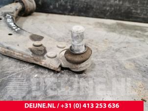 Volvo V40 Querlenker unten links vorne O224038 foto 3
