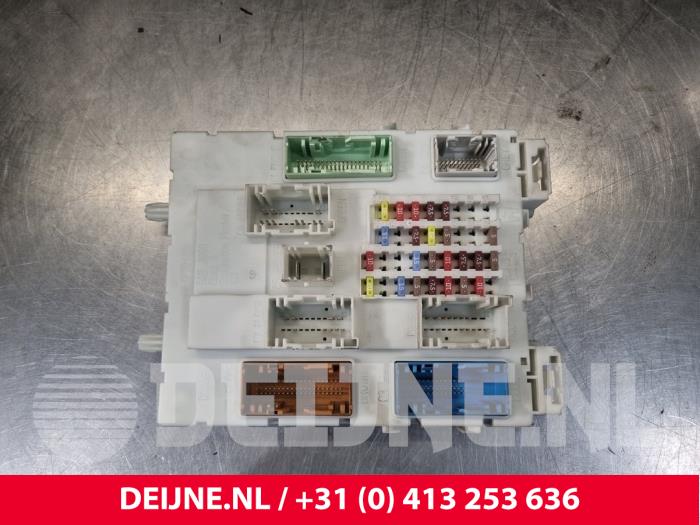 Gebruikte Central electronic module Volvo V40 (MV) 2.0 D2 16V Prijs € 100,00 Margeregeling aangeboden door van Deijne Onderdelen Uden B.V.