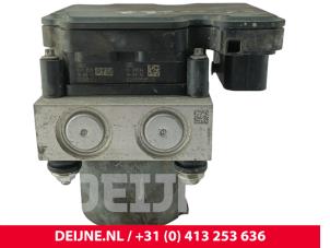 Opel Movano ABS Pumpe O224078 foto 3